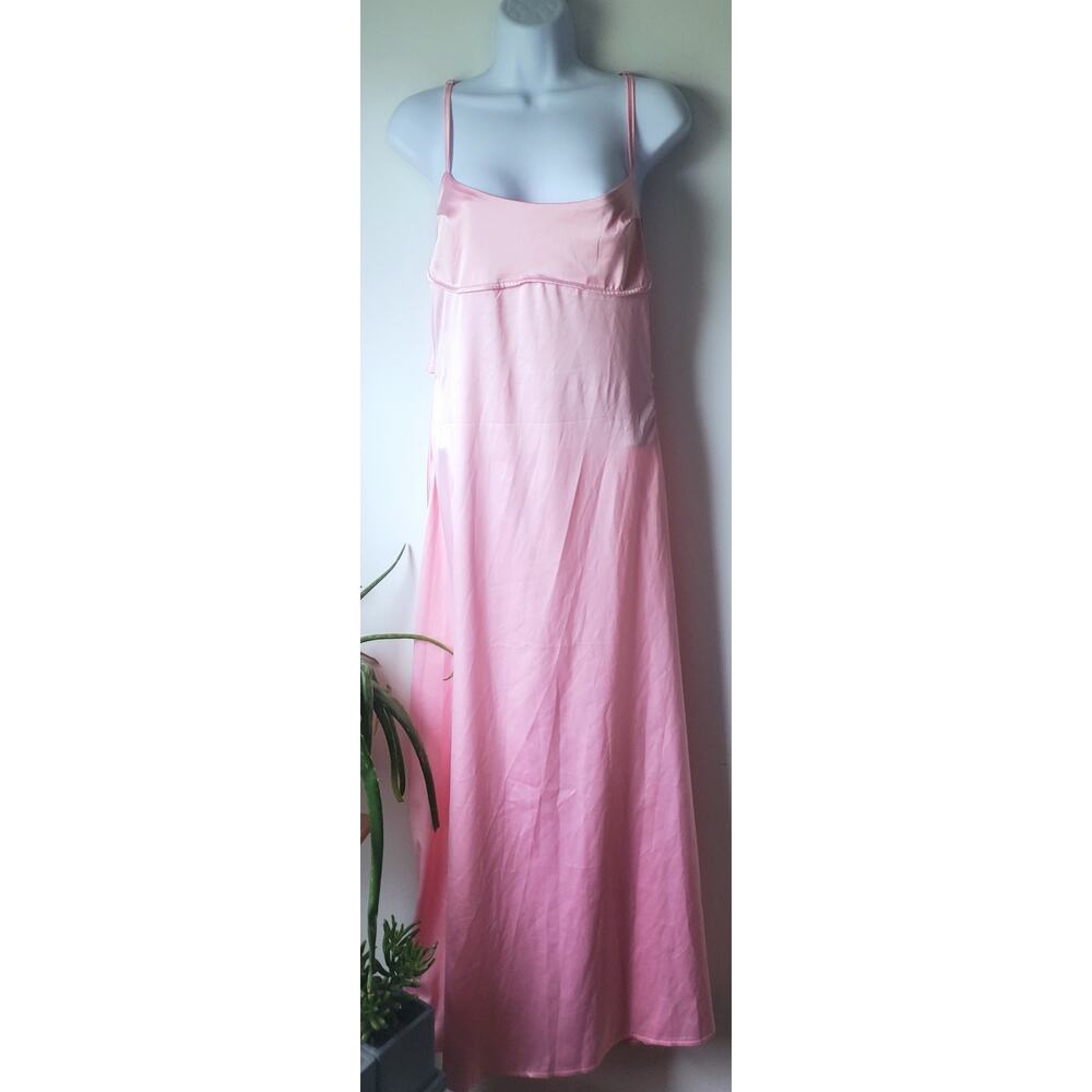 Pink Satin Sleeveless Slip Dress Size Medium Wedding Guest Sexy Feminine Classic